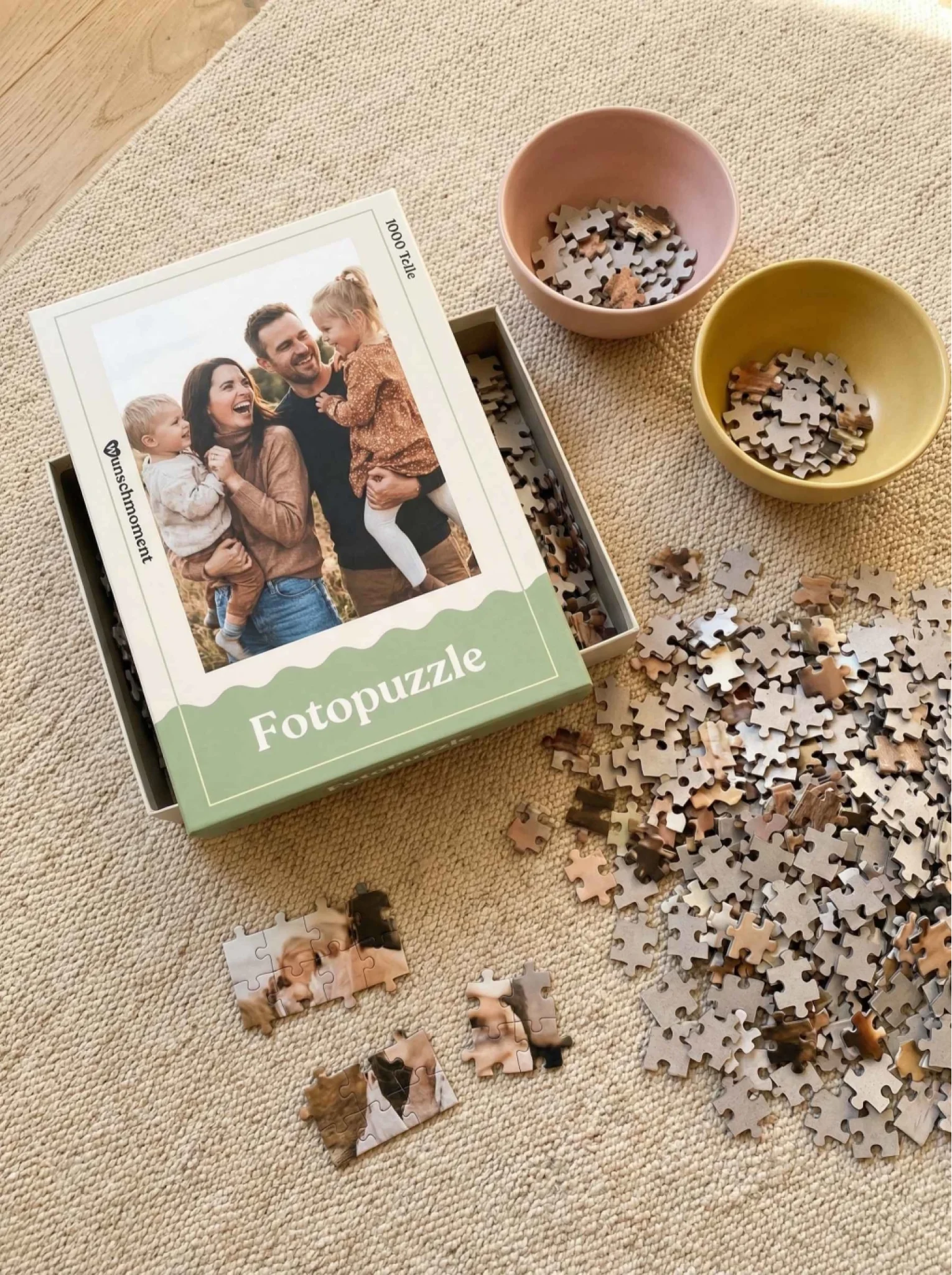 Puzzleverpackung_mit_puzzleteilen